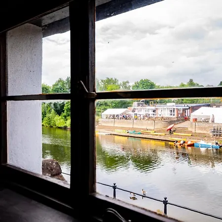 Bewdley River Cottage - Free Private Gated Parking For 2 Cars - River Front Location Exterior photo
